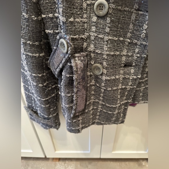 Buckle BKE women’s silver gray sequin pea coat. - Picture 5 of 12